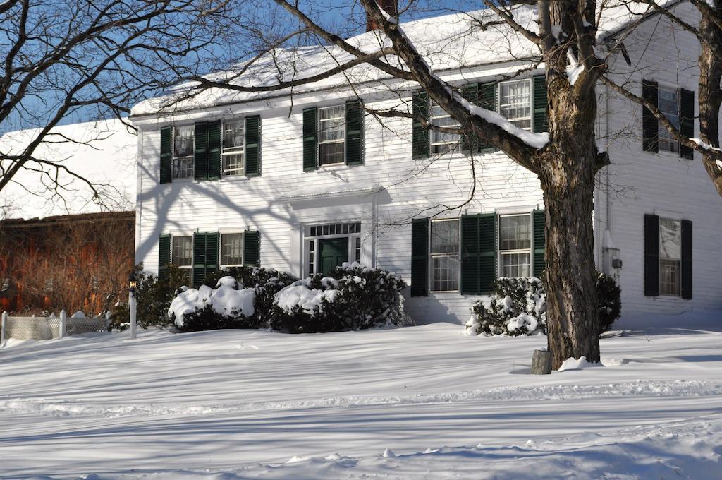 Henniker Colby Hill Inn מראה חיצוני תמונה