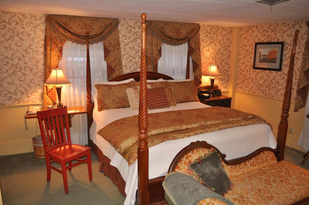 Henniker Colby Hill Inn חדר תמונה